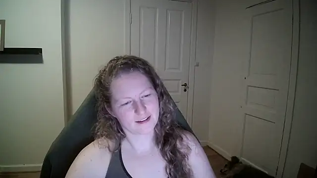 Snapshot of Girlnina-1995 chatting on March 2025 06:44:01 PM Girlnina-1995 online show from March 2025 06:44:01 PM