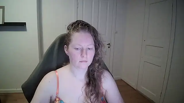 Snapshot of Girlnina-1995 chatting on March 2025 09:17:02 AM Girlnina-1995 online show from March 2025 09:17:02 AM