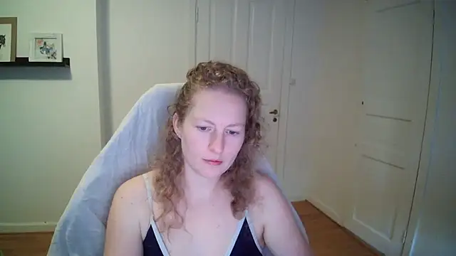 Snapshot of Girlnina-1995 chatting on October 2025 11:01:01 AM Girlnina-1995 online show from October 2025 11:01:01 AM