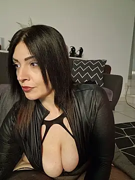 Snapshot of AryaSummersReal chatting on May 2026 08:09:01 AM AryaSummersReal online show from May 2026 08:09:01 AM