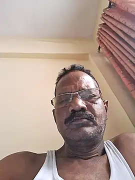 Snapshot of Maddymissile chatting on February 2026 06:58:02 AM Maddymissile online show from February 2026 06:58:02 AM