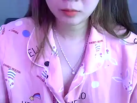 Bee 2k online show from December 2024 05:05:02 AM