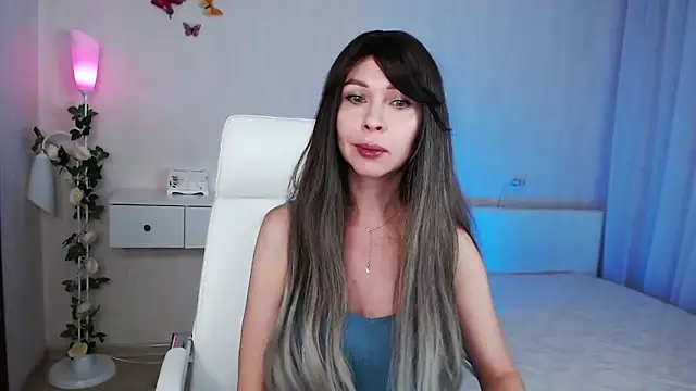 Snapshot of wendifoste chatting on December 2024 10:05:02 PM wendifoste online show from December 2024 10:05:02 PM