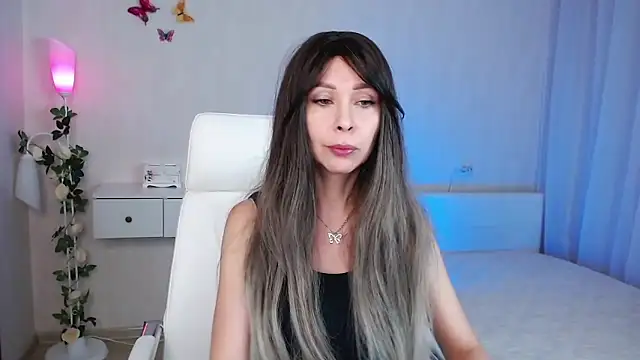 Snapshot of wendifoste chatting on December 2024 06:45:01 PM wendifoste online show from December 2024 06:45:01 PM