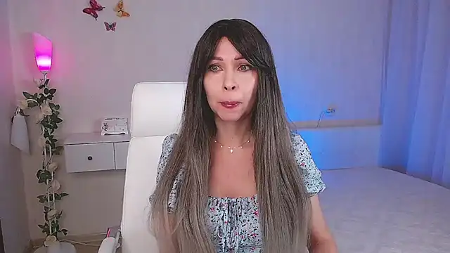 Snapshot of wendifoste chatting on February 2025 06:01:01 PM wendifoste online show from February 2025 06:01:01 PM