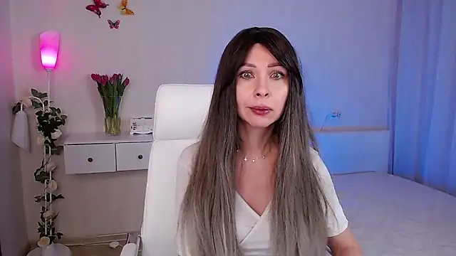 Snapshot of wendifoste chatting on February 2025 09:03:02 PM wendifoste online show from February 2025 09:03:02 PM