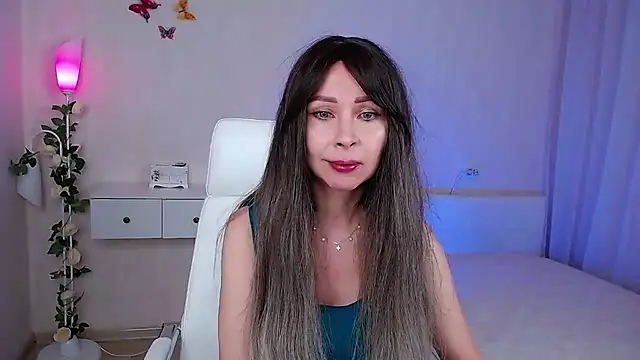 Snapshot of wendifoste chatting on March 2025 07:06:02 PM wendifoste online show from March 2025 07:06:02 PM