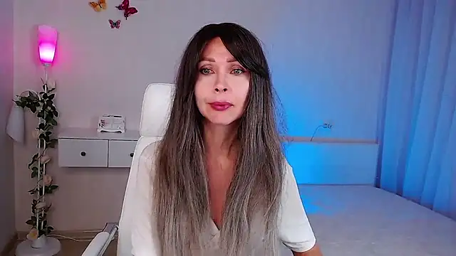 Snapshot of wendifoste chatting on October 2025 05:11:02 PM wendifoste online show from October 2025 05:11:02 PM