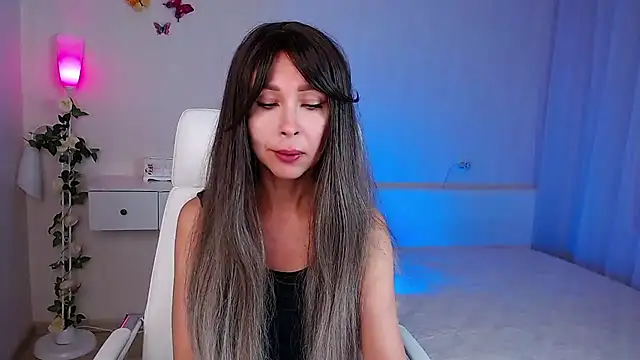 Snapshot of wendifoste chatting on October 2025 01:00:02 PM wendifoste online show from October 2025 01:00:02 PM