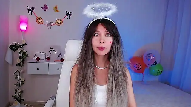 Snapshot of wendifoste chatting on October 2025 01:35:02 PM wendifoste online show from October 2025 01:35:02 PM