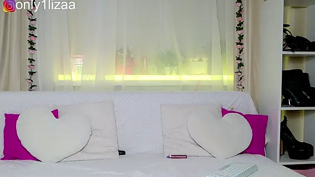 Only1liza online show from May 2026 09:44:02 PM