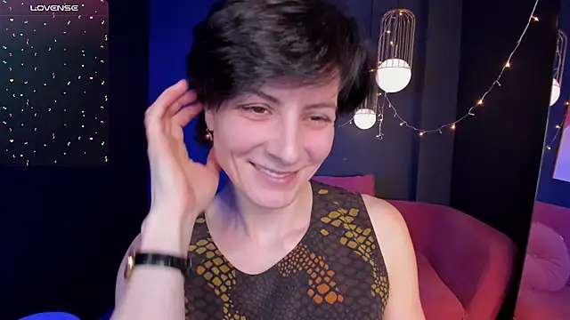 LorenDaze online show from February 2025 02:08:01 PM