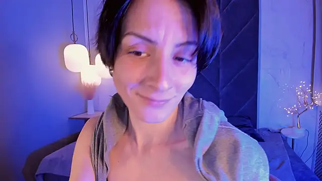 LorenDaze online show from March 2025 04:46:01 PM