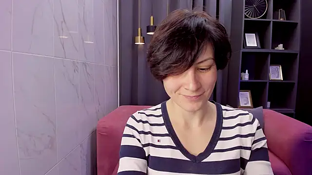 Snapshot of LorenDaze chatting on December 2025 08:12:02 AM LorenDaze online show from December 2025 08:12:02 AM