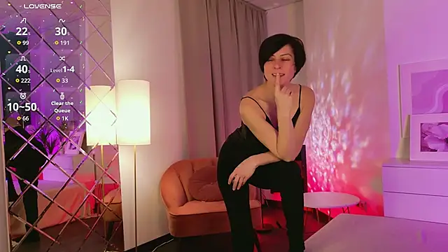 Snapshot of LorenDaze chatting on February 2026 07:36:01 AM LorenDaze online show from February 2026 07:36:01 AM