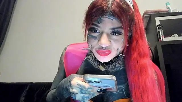 Snapshot of tamarapervert chatting on February 2025 05:01:02 PM tamarapervert online show from February 2025 05:01:02 PM