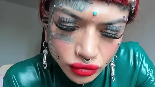 Snapshot of tamarapervert chatting on October 2025 02:05:01 PM tamarapervert online show from October 2025 02:05:01 PM