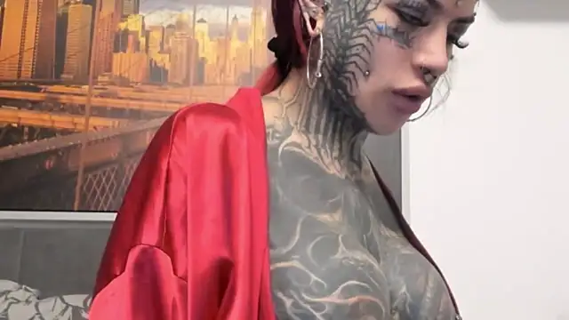 Snapshot of tamarapervert chatting on October 2025 04:35:01 PM tamarapervert online show from October 2025 04:35:01 PM