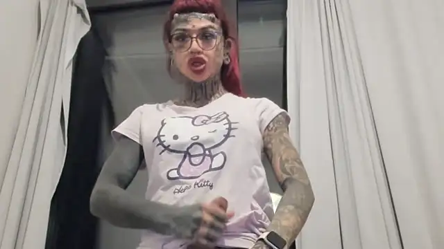 Snapshot of tamarapervert chatting on November 2025 12:54:02 AM tamarapervert online show from November 2025 12:54:02 AM