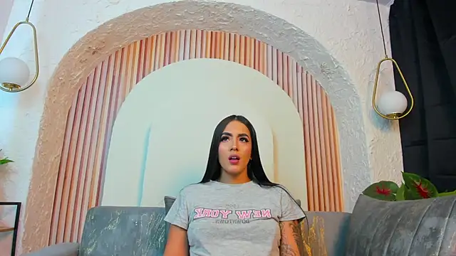 Tamara-evans online show from February 2026 06:14:01 PM