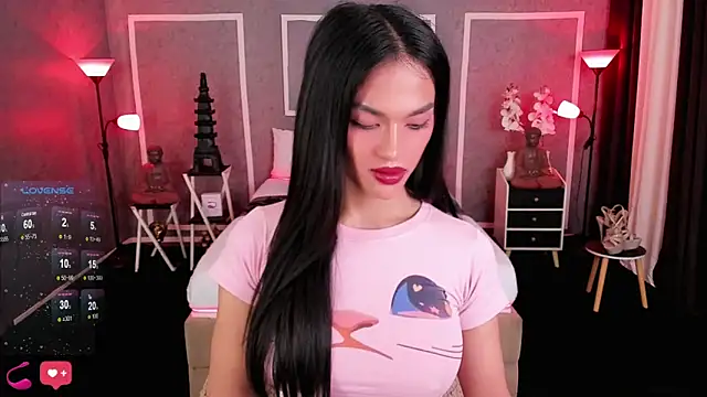 Snapshot of MsHannaSaint chatting on February 2025 04:35:02 AM MsHannaSaint online show from February 2025 04:35:02 AM