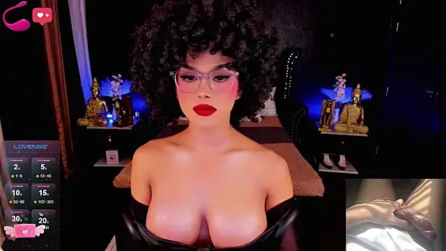 Snapshot of MsHannaSaint chatting on November 2025 10:26:02 AM MsHannaSaint online show from November 2025 10:26:02 AM