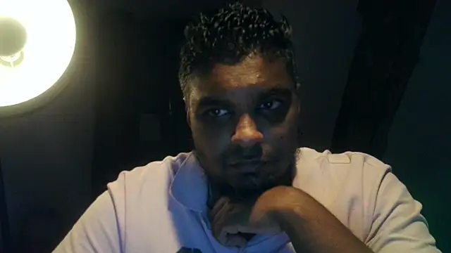 Snapshot of Bandusrilankasexymen chatting on December 2024 09:20:02 PM Bandusrilankasexymen online show from December 2024 09:20:02 PM