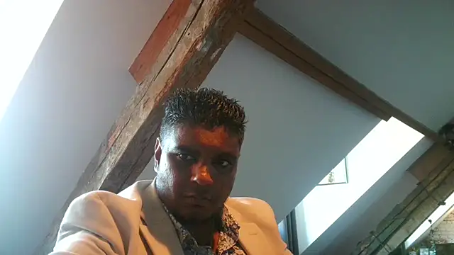 Snapshot of Bandusrilankasexymen chatting on March 2025 02:32:01 PM Bandusrilankasexymen online show from March 2025 02:32:01 PM