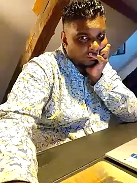 Snapshot of Bandusrilankasexymen chatting on March 2025 07:14:01 AM Bandusrilankasexymen online show from March 2025 07:14:01 AM