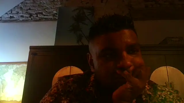 Snapshot of Bandusrilankasexymen chatting on January 2026 01:43:01 AM Bandusrilankasexymen online show from January 2026 01:43:01 AM