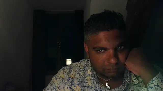 Snapshot of Bandusrilankasexymen chatting on March 2026 06:25:02 PM Bandusrilankasexymen online show from March 2026 06:25:02 PM