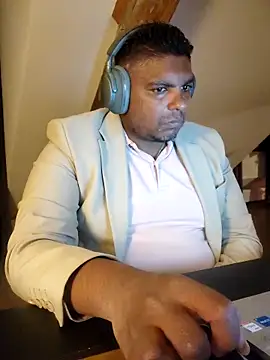 Snapshot of Bandusrilankasexymen chatting on April 2026 09:27:01 PM Bandusrilankasexymen online show from April 2026 09:27:01 PM