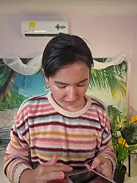 Pinkie Princes online show from September 2025 04:06:01 PM