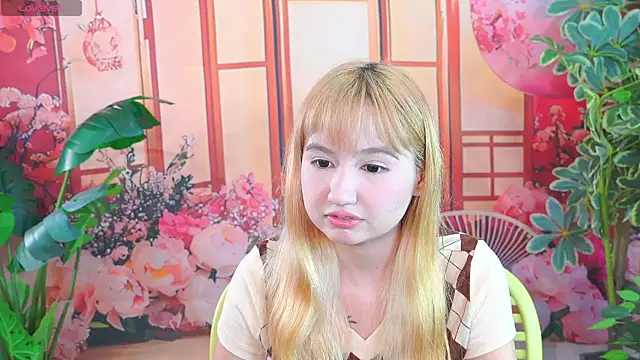 Pinkie Princes online show from November 2025 07:13:02 PM