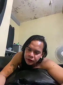 sweetyula online show from May 2026 12:18:01 AM