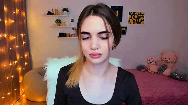 Snapshot of aPieceOfJoy chatting on February 2025 08:08:02 PM aPieceOfJoy online show from February 2025 08:08:02 PM