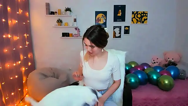 Snapshot of aPieceOfJoy chatting on February 2025 04:22:01 AM aPieceOfJoy online show from February 2025 04:22:01 AM