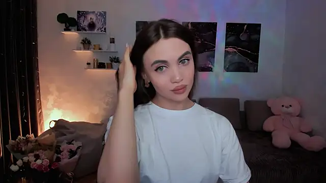 Snapshot of aPieceOfJoy chatting on December 2025 09:10:02 PM aPieceOfJoy online show from December 2025 09:10:02 PM