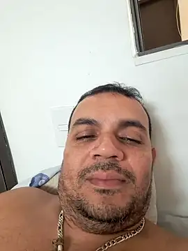 Snapshot of Ben_joseph1976 chatting on January 2025 09:52:02 PM Ben joseph1976 online show from January 2025 09:52:02 PM