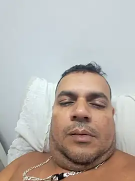 Snapshot of Ben_joseph1976 chatting on February 2025 06:55:01 PM Ben joseph1976 online show from February 2025 06:55:01 PM