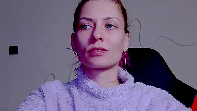 karo123421 online show from November 2025 08:47:02 PM