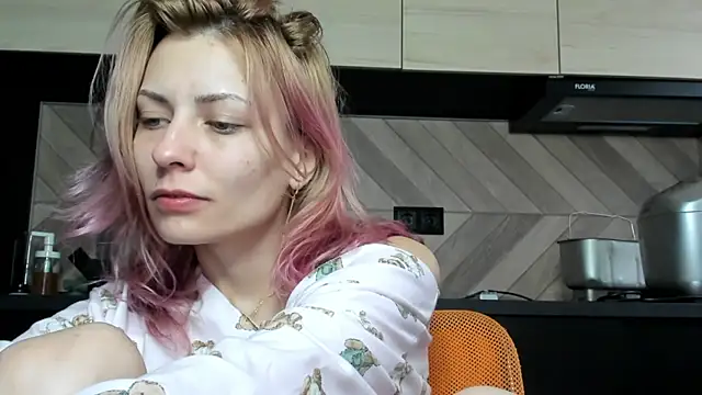 karo123421 online show from November 2025 06:15:01 AM