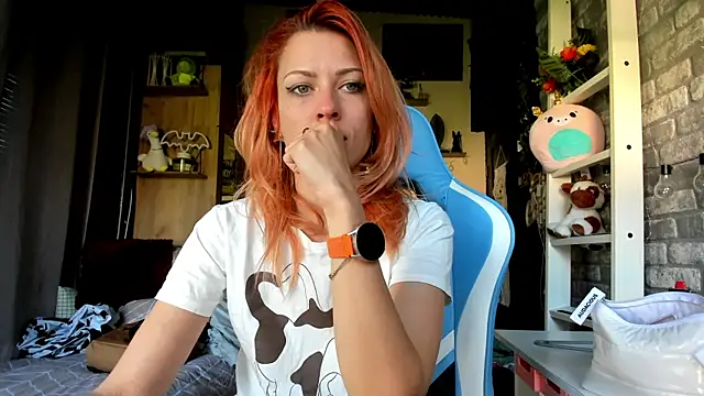 karo123421 online show from April 2026 06:00:02 AM