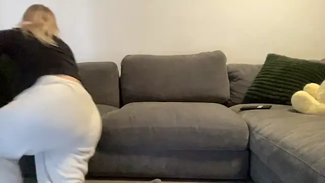 bigboobybabyxh online show from April 2026 11:20:02 PM