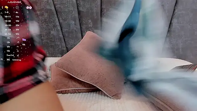 Snapshot of Falak_sweett_ chatting on February 2025 03:41:02 PM Falak sweett online show from February 2025 03:41:02 PM