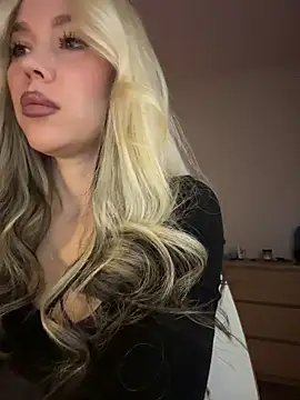 xDinnax online show from May 2026 02:13:02 PM