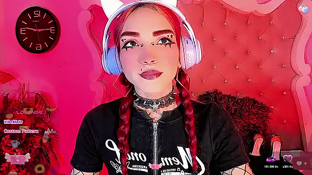 LeyXandrabraz online show from May 2026 08:05:01 PM