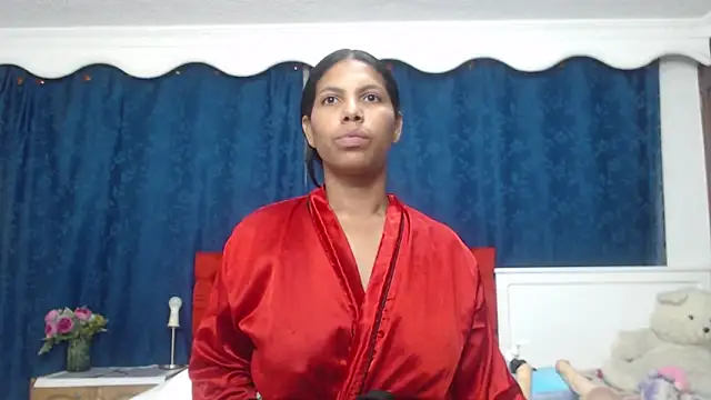 Snapshot of LADYSLAVEXXX chatting on January 2025 10:52:02 PM LADYSLAVEXXX online show from January 2025 10:52:02 PM