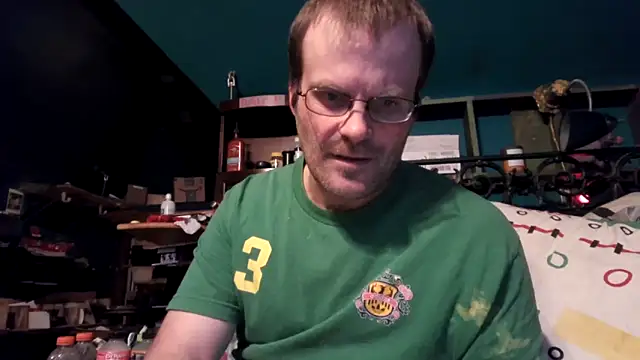 Snapshot of charactrzero chatting on December 2025 01:45:01 AM charactrzero online show from December 2025 01:45:01 AM