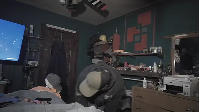 Snapshot of charactrzero chatting on February 2026 11:44:02 PM charactrzero online show from February 2026 11:44:02 PM